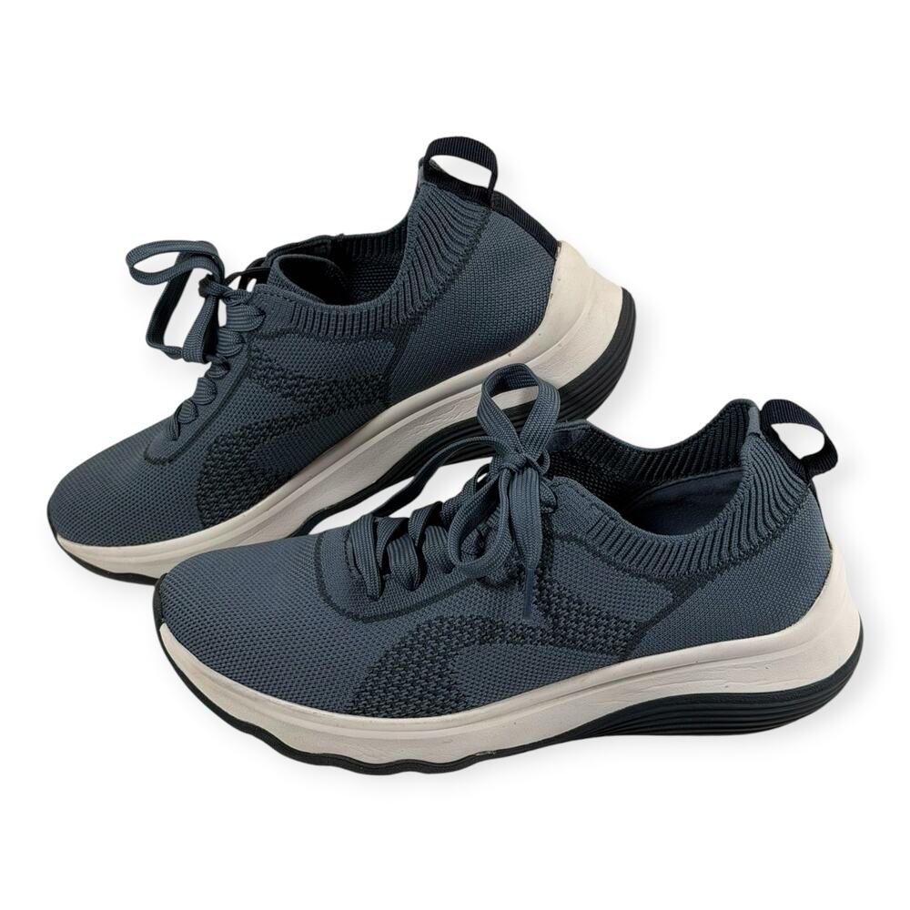 Clarks Cloudsteppers Circuit Path Casual Sneakers, Blue, Knit, Women's 8 Wide